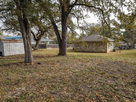 504 Hickory Street Smithville TX 78957