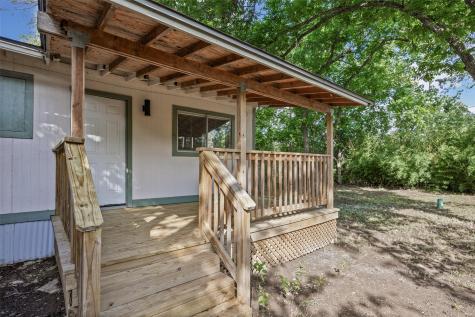 933 Haynes Street San Marcos TX 78666