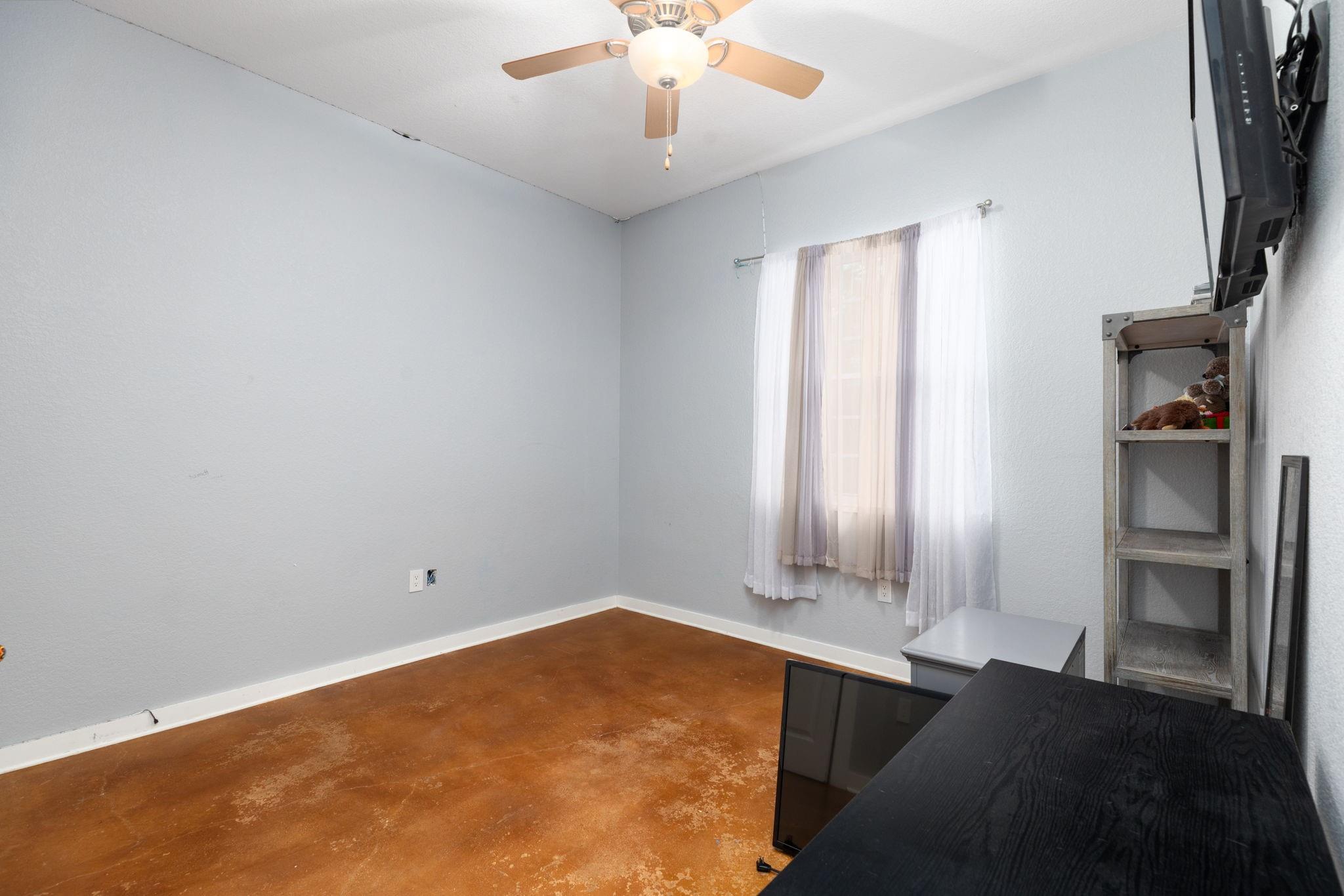 1202 Sierra Vista Cove Lockhart TX 78644