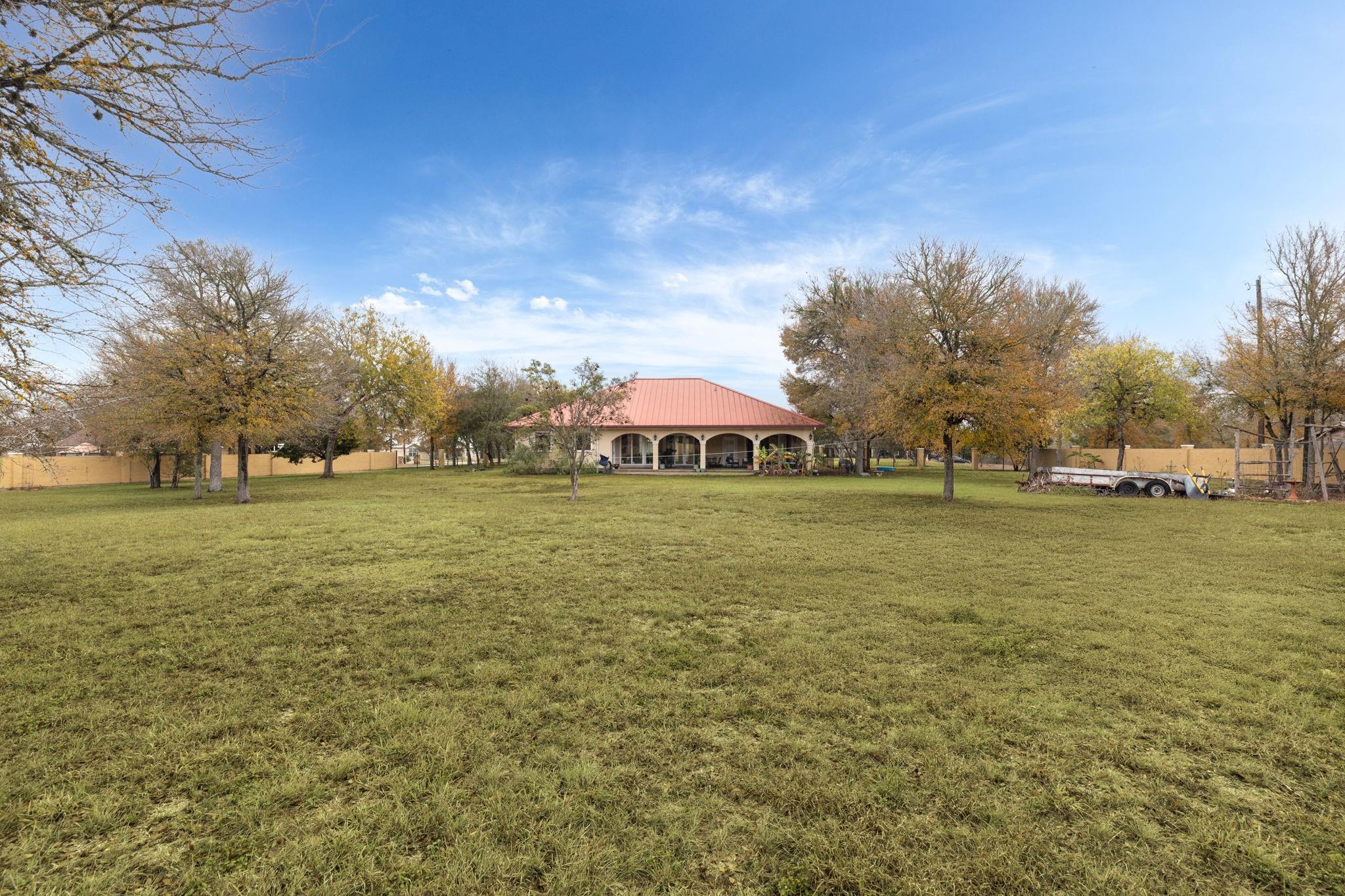 1202 Sierra Vista Cove Lockhart TX 78644