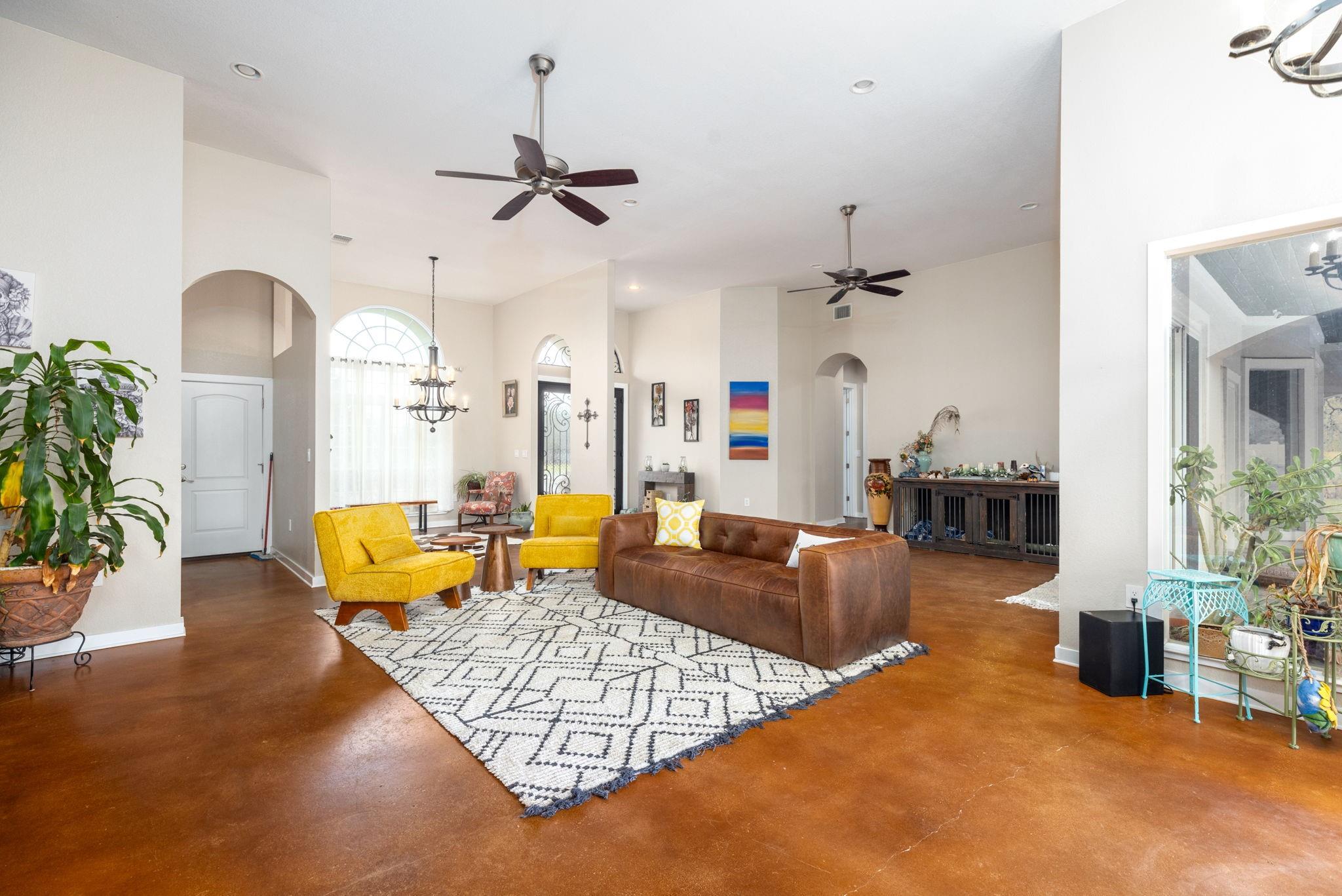 1202 Sierra Vista Cove Lockhart TX 78644
