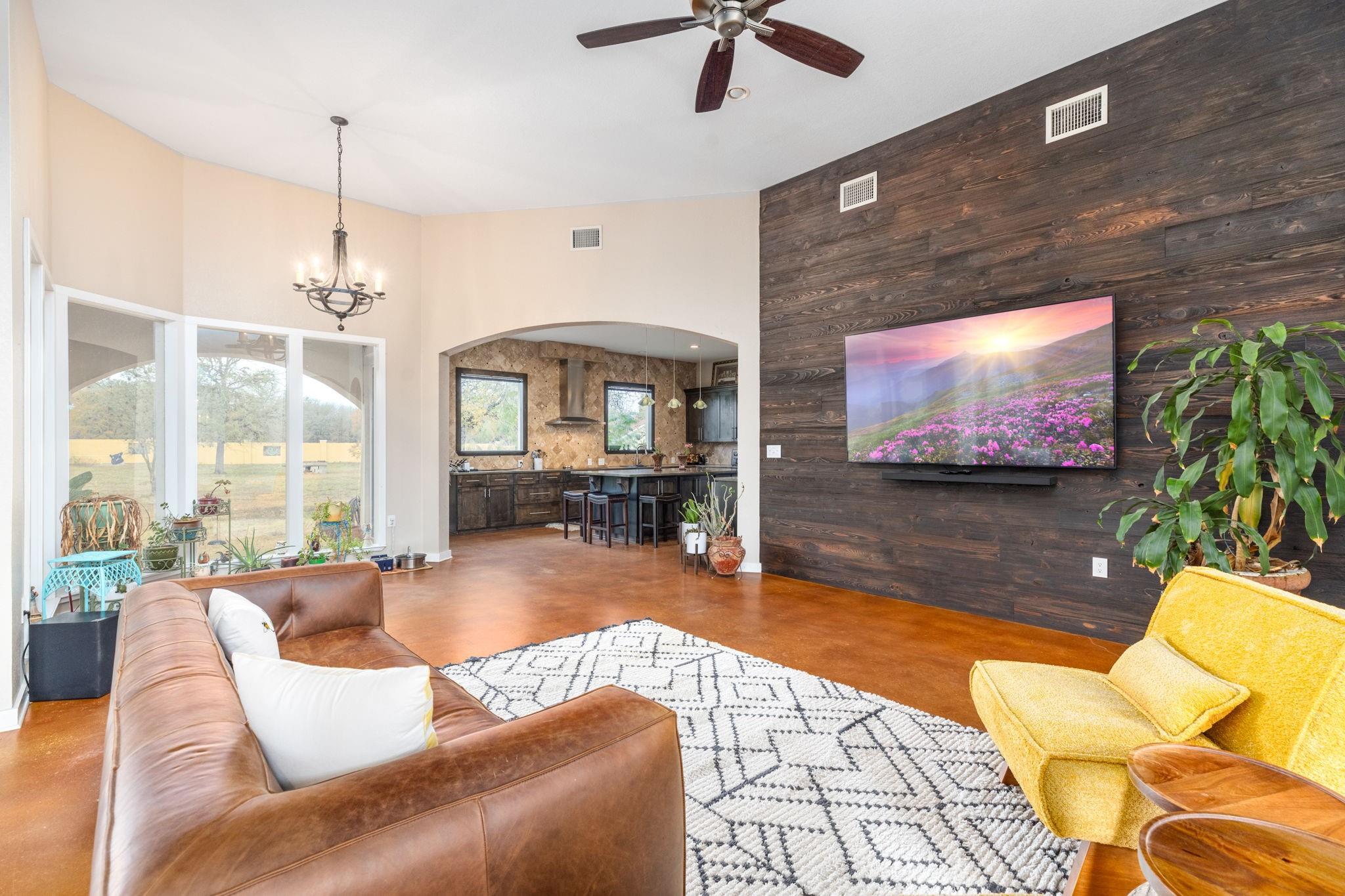 1202 Sierra Vista Cove Lockhart TX 78644