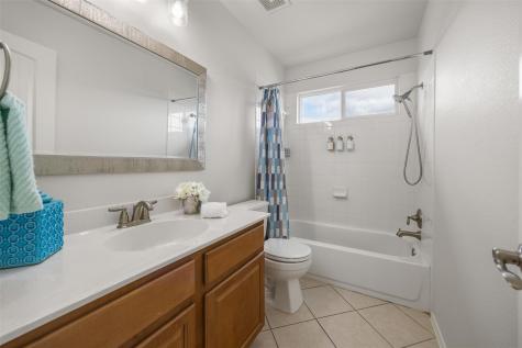 1072 Four Seasons Farm Drive Kyle TX 78640