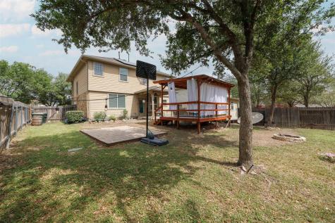 1072 Four Seasons Farm Drive Kyle TX 78640