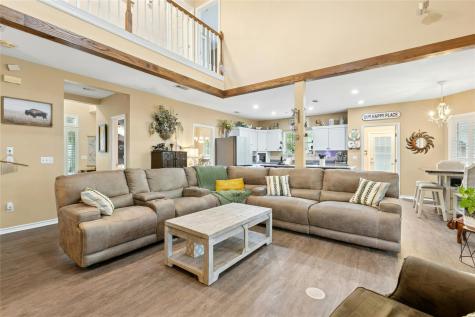 412 Woody Hollow Road Luling TX 78648