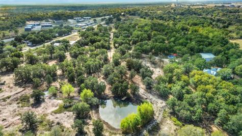 412 Woody Hollow Road Luling TX 78648