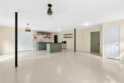 412 Woody Hollow Road Luling TX 78648