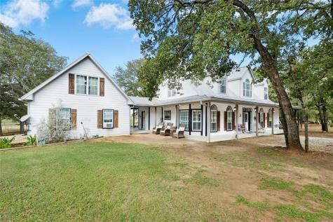 412 Woody Hollow Road Luling TX 78648