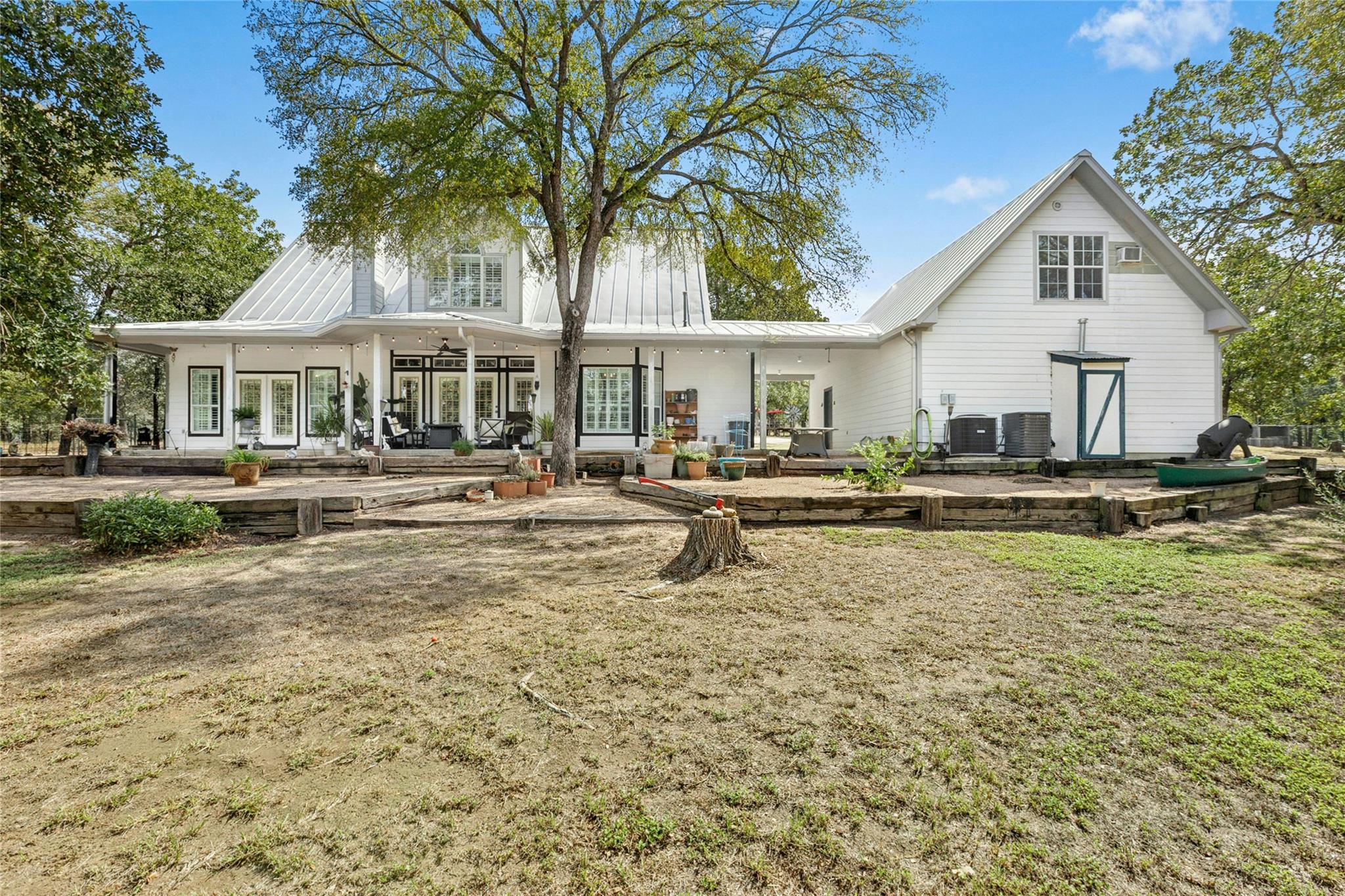 412 Woody Hollow Road Luling TX 78648