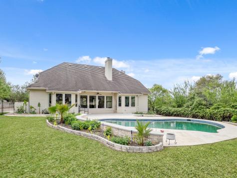 1710 Lakeway Boulevard Lakeway TX 78734