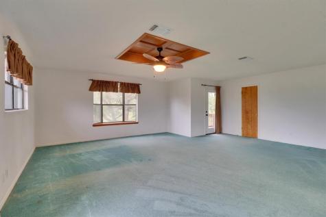 847 Highway 95 S Smithville TX 78957