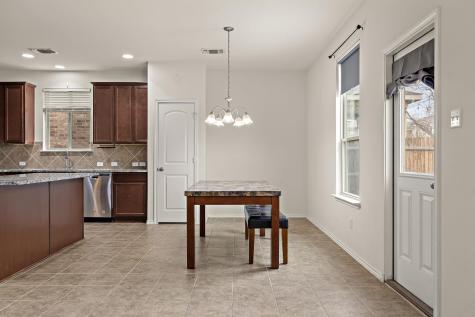 1000 Mccormick Cove Hutto TX 78634