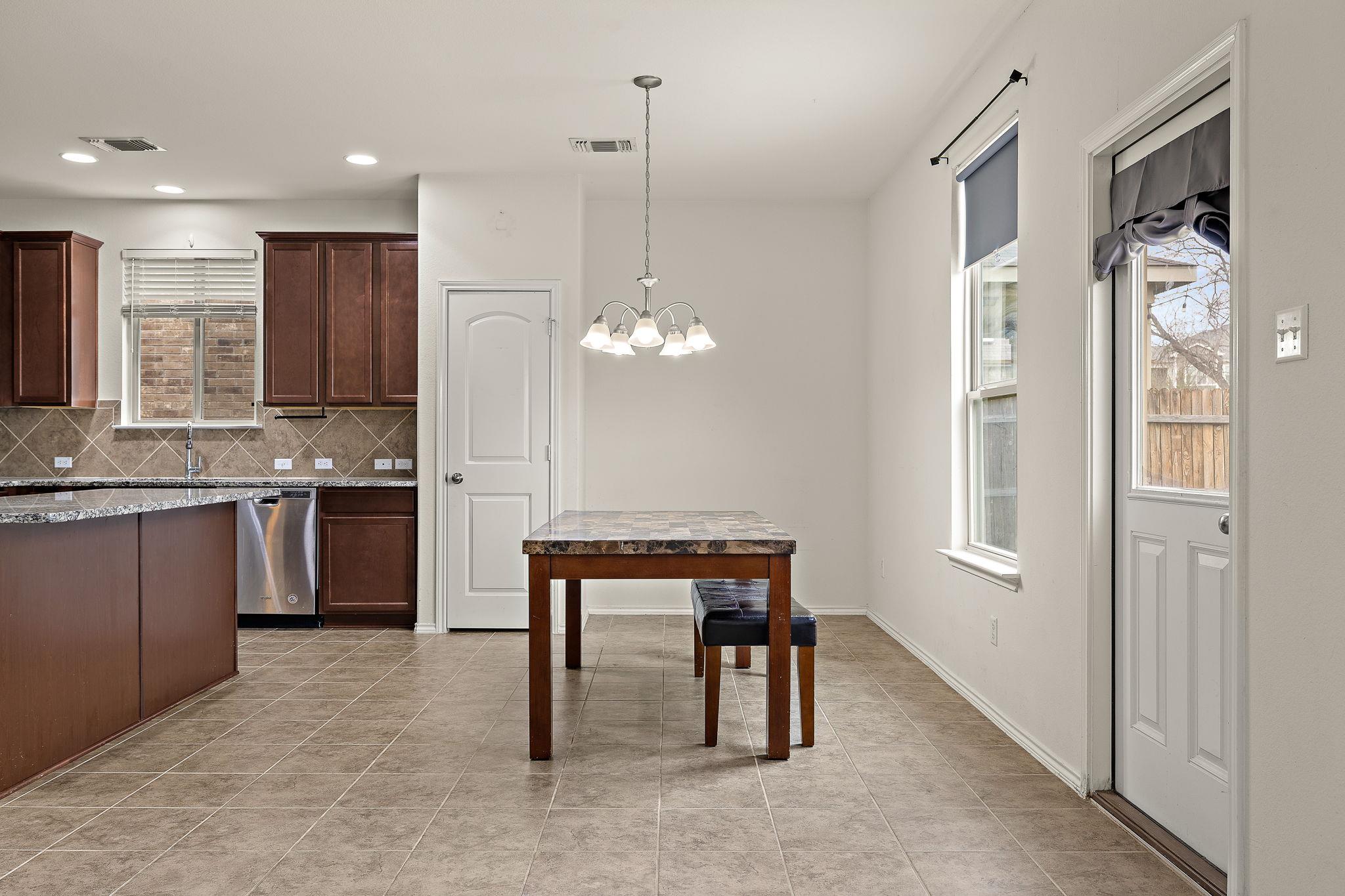 1000 Mccormick Cove Hutto TX 78634