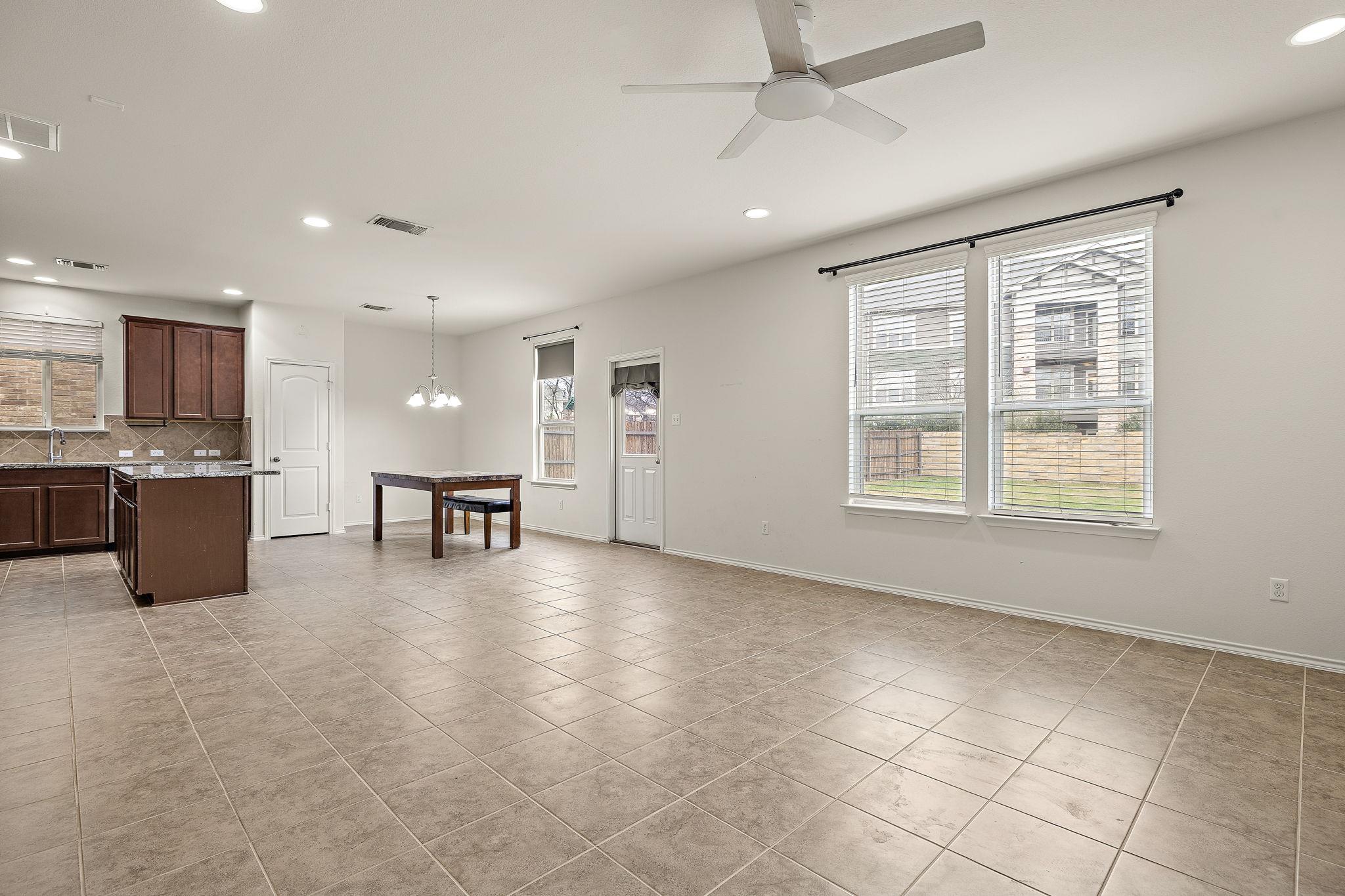 1000 Mccormick Cove Hutto TX 78634