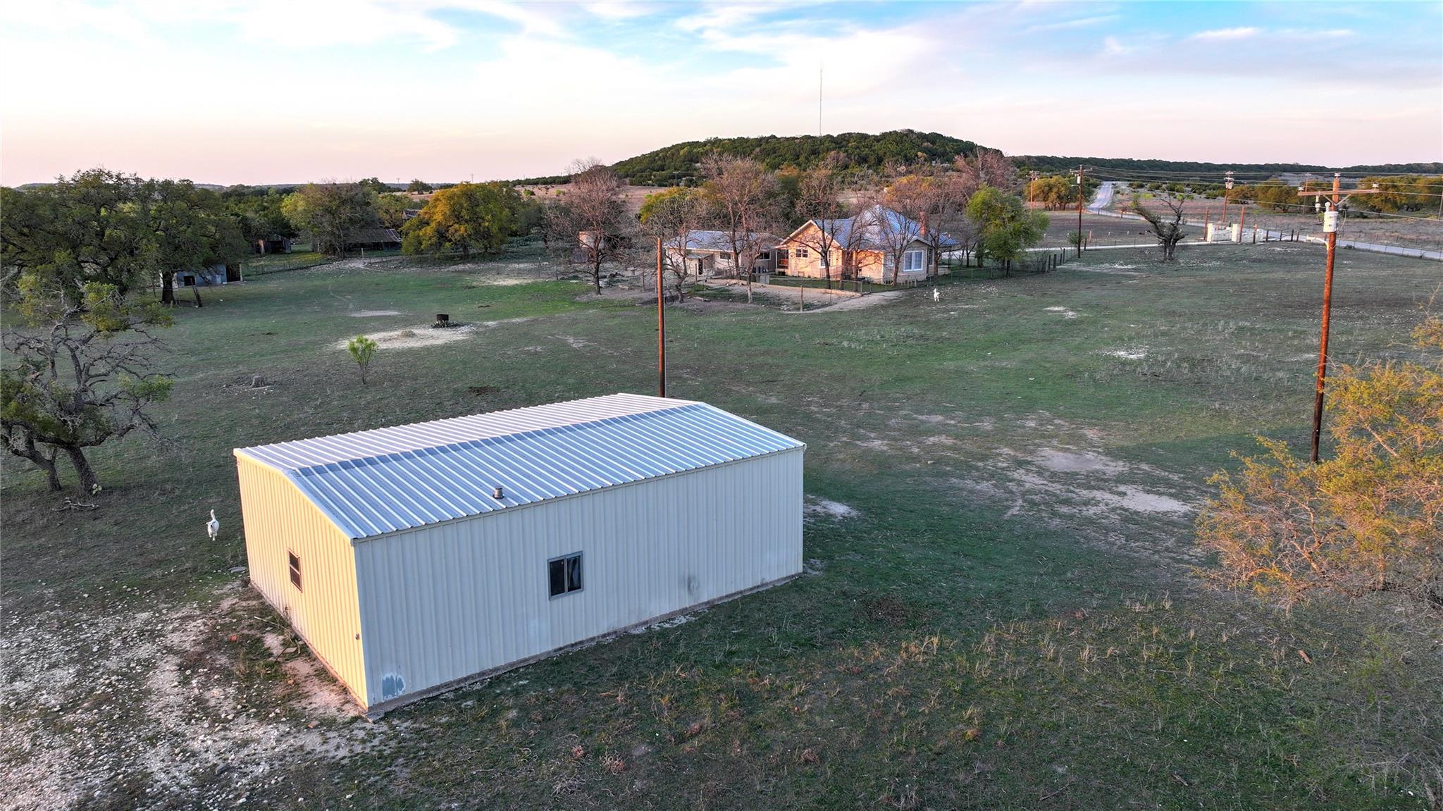 656 County Road 1301 Lampasas TX 76550