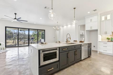 300 Deer Drive Sunrise Beach Village TX 78643