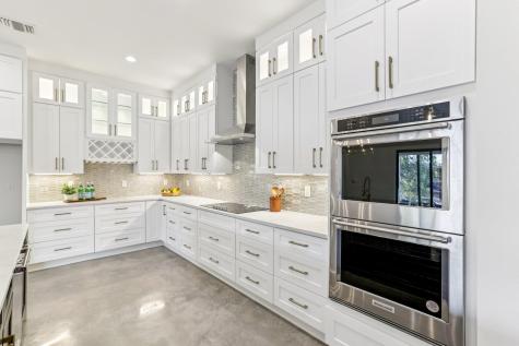 300 Deer Drive Sunrise Beach Village TX 78643