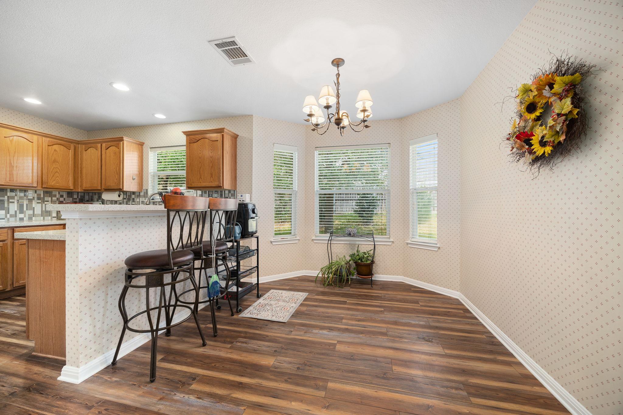 103 Little Lake Road Hutto TX 78634