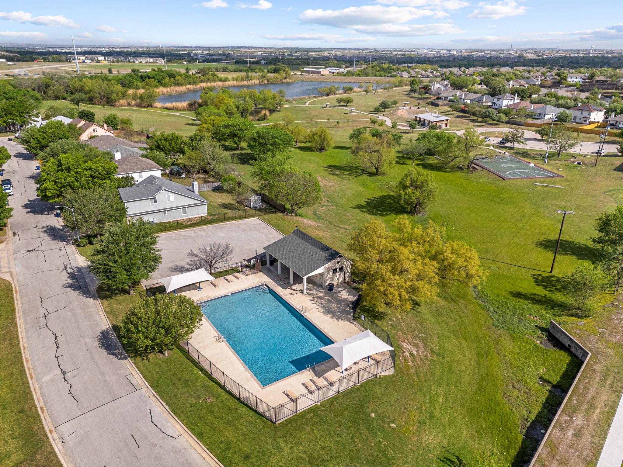 103 Little Lake Road Hutto TX 78634