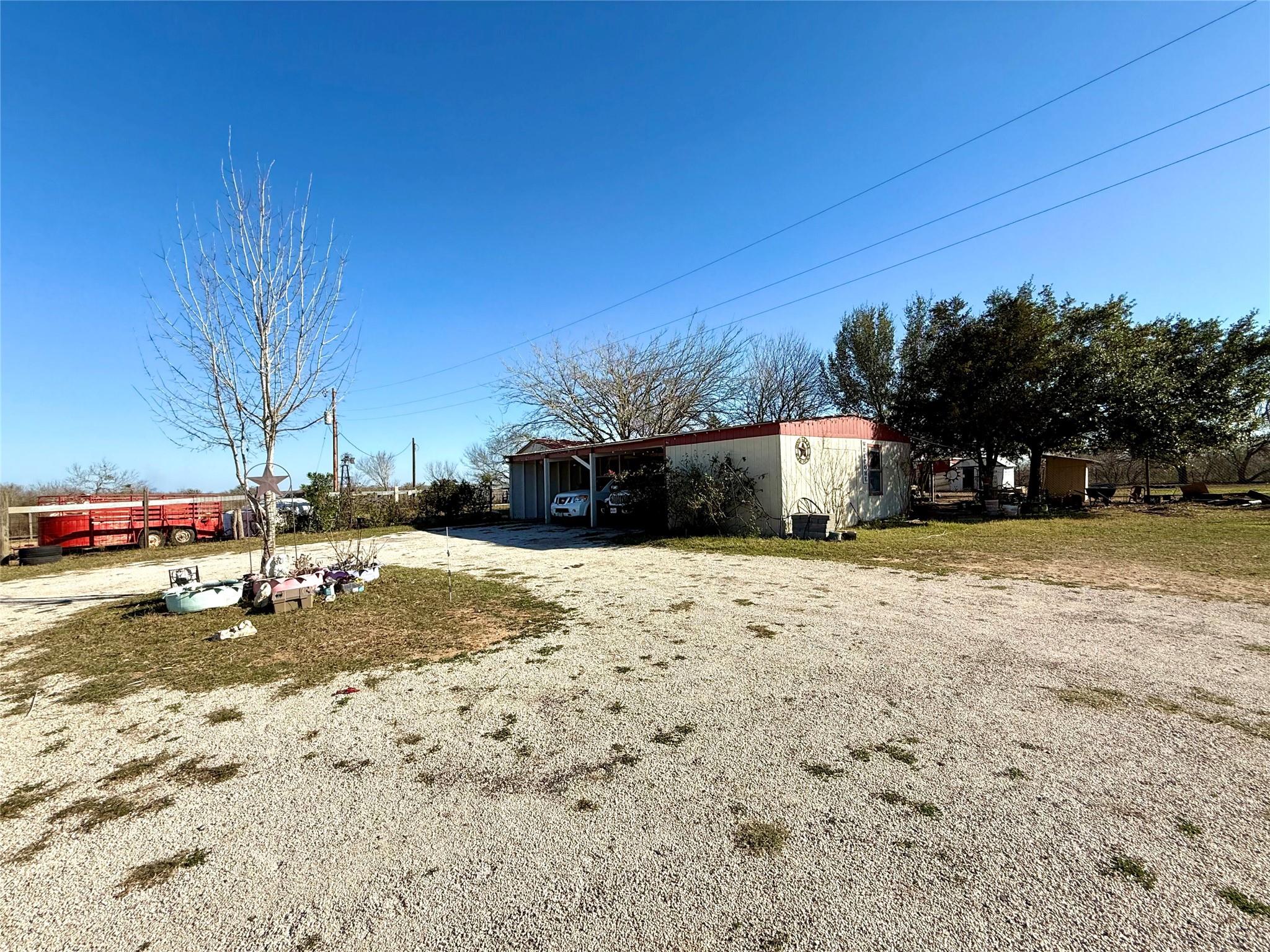 685 Fox Lane Lockhart TX 78644