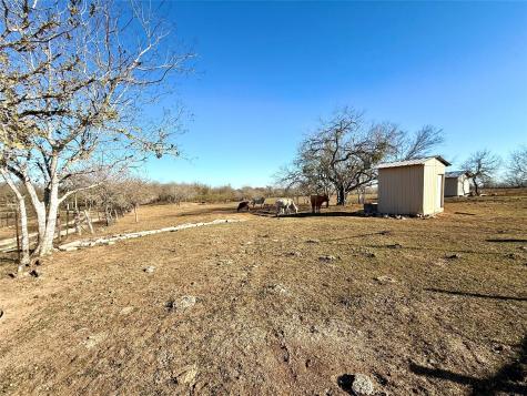685 Fox Lane Lockhart TX 78644