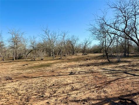 685 Fox Lane Lockhart TX 78644