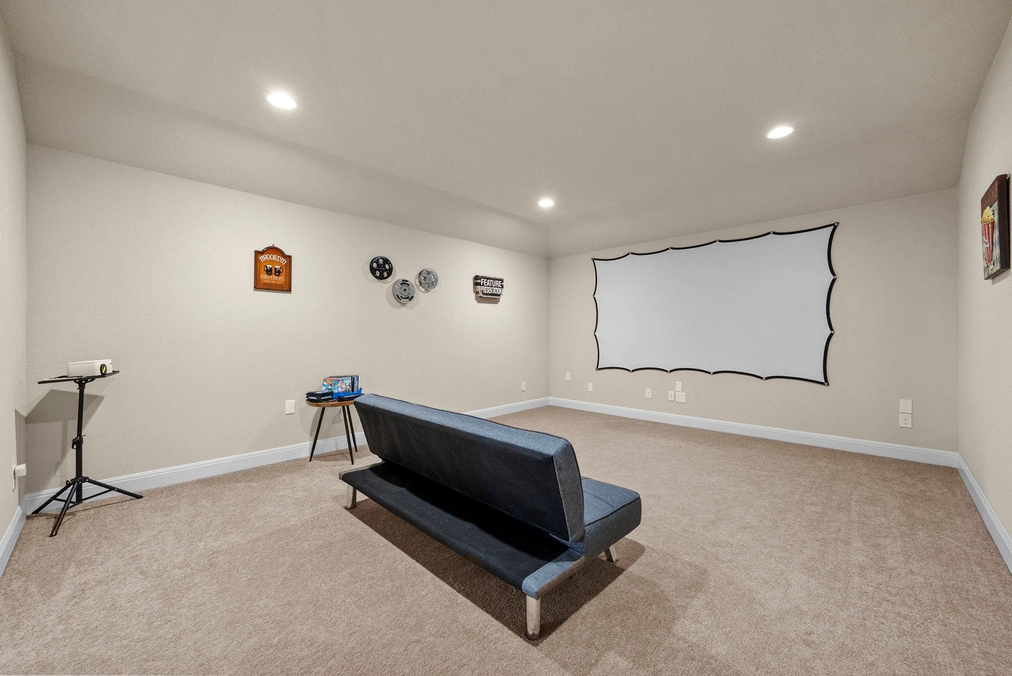 109 Wake Grove Buda TX 78610