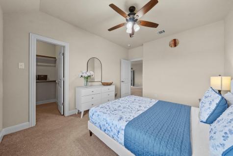 109 Wake Grove Buda TX 78610