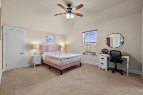 109 Wake Grove Buda TX 78610