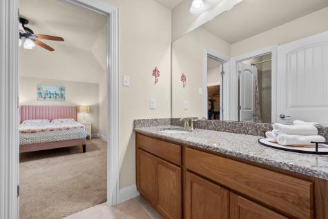 109 Wake Grove Buda TX 78610