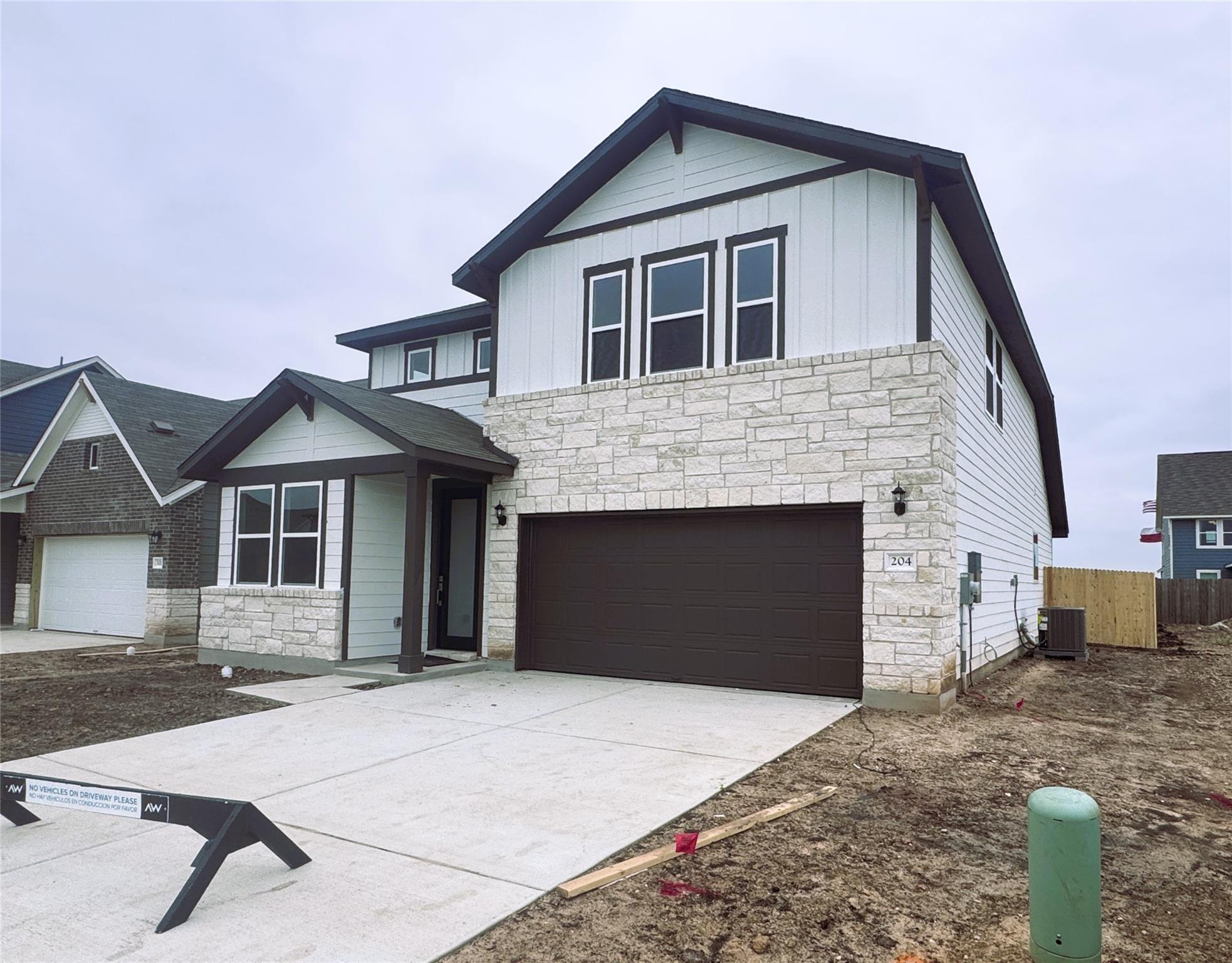 204 Willow Heights Drive Hutto TX 78634