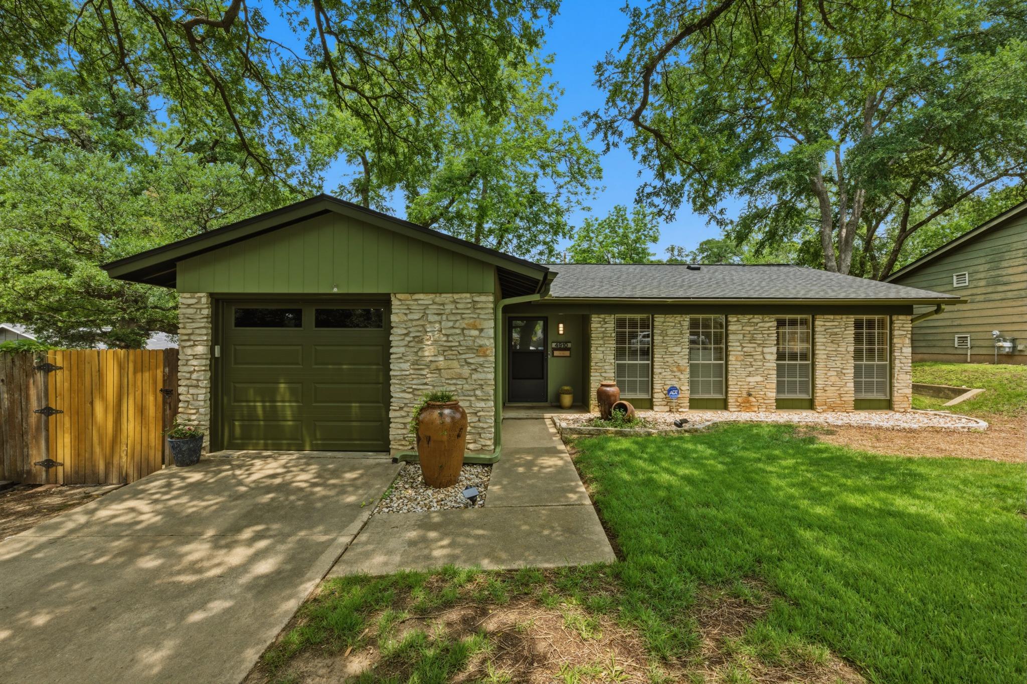 4910 Sylvandale Drive Austin TX 78745