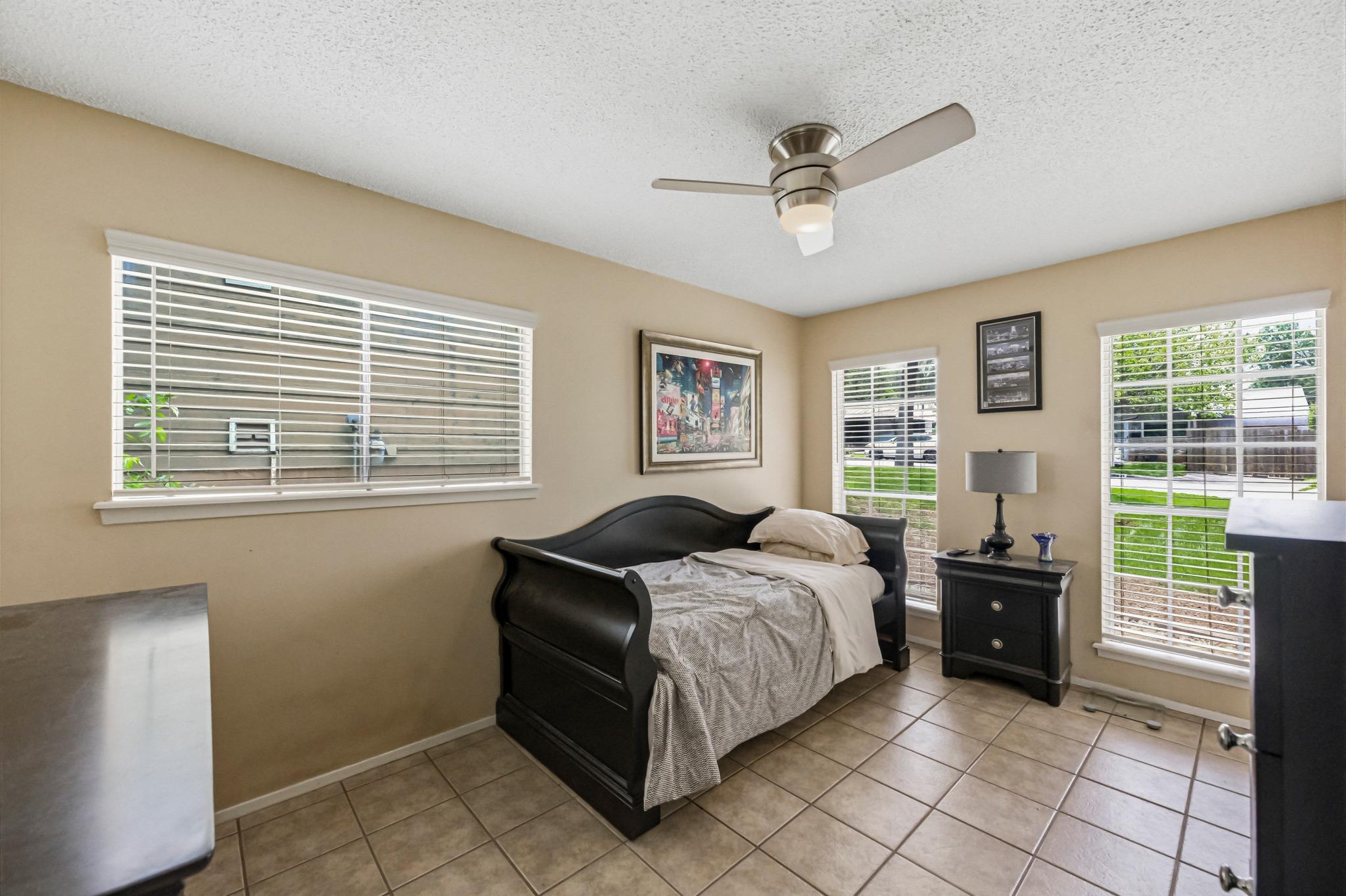4910 Sylvandale Drive Austin TX 78745