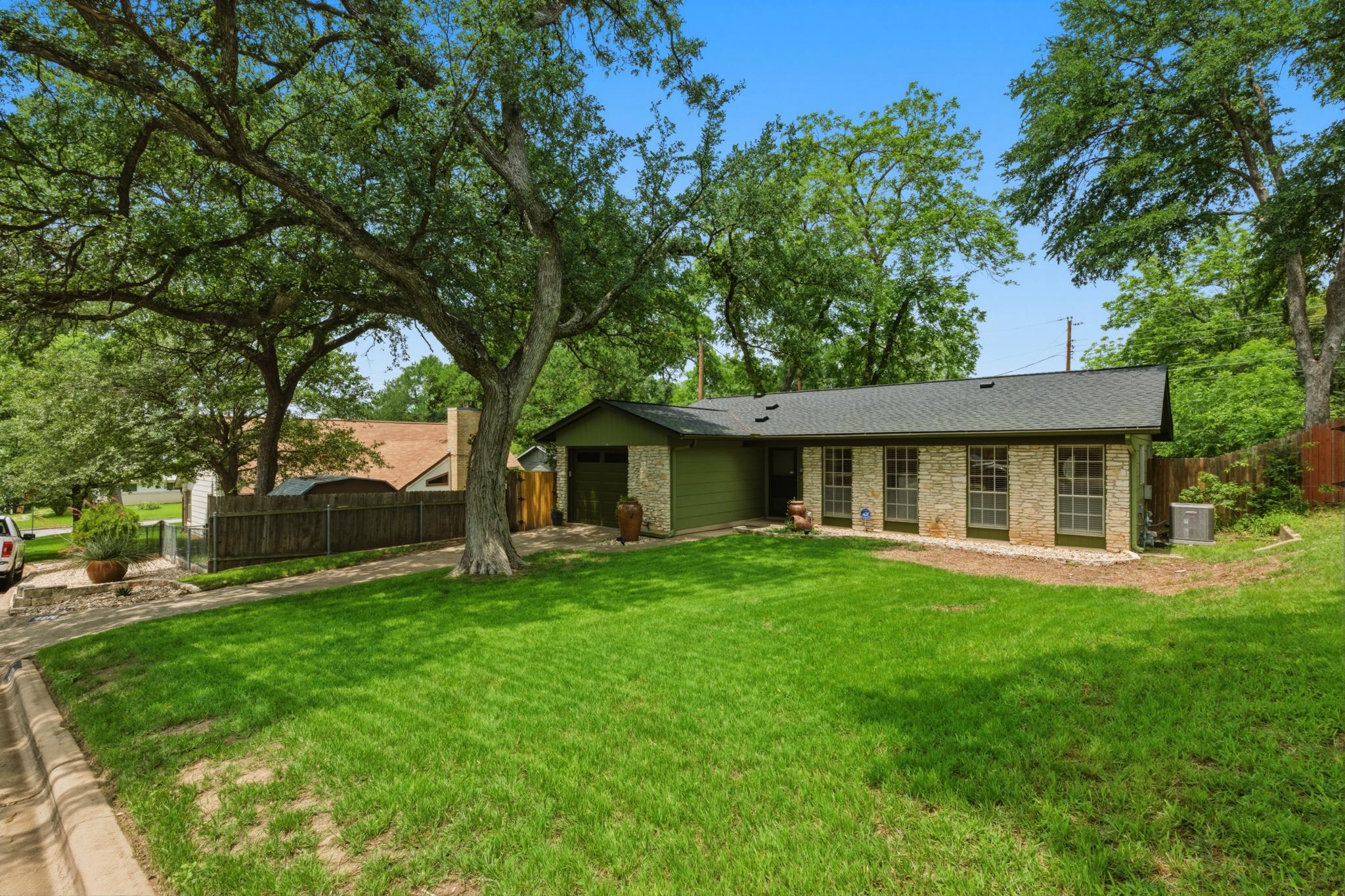 4910 Sylvandale Drive Austin TX 78745