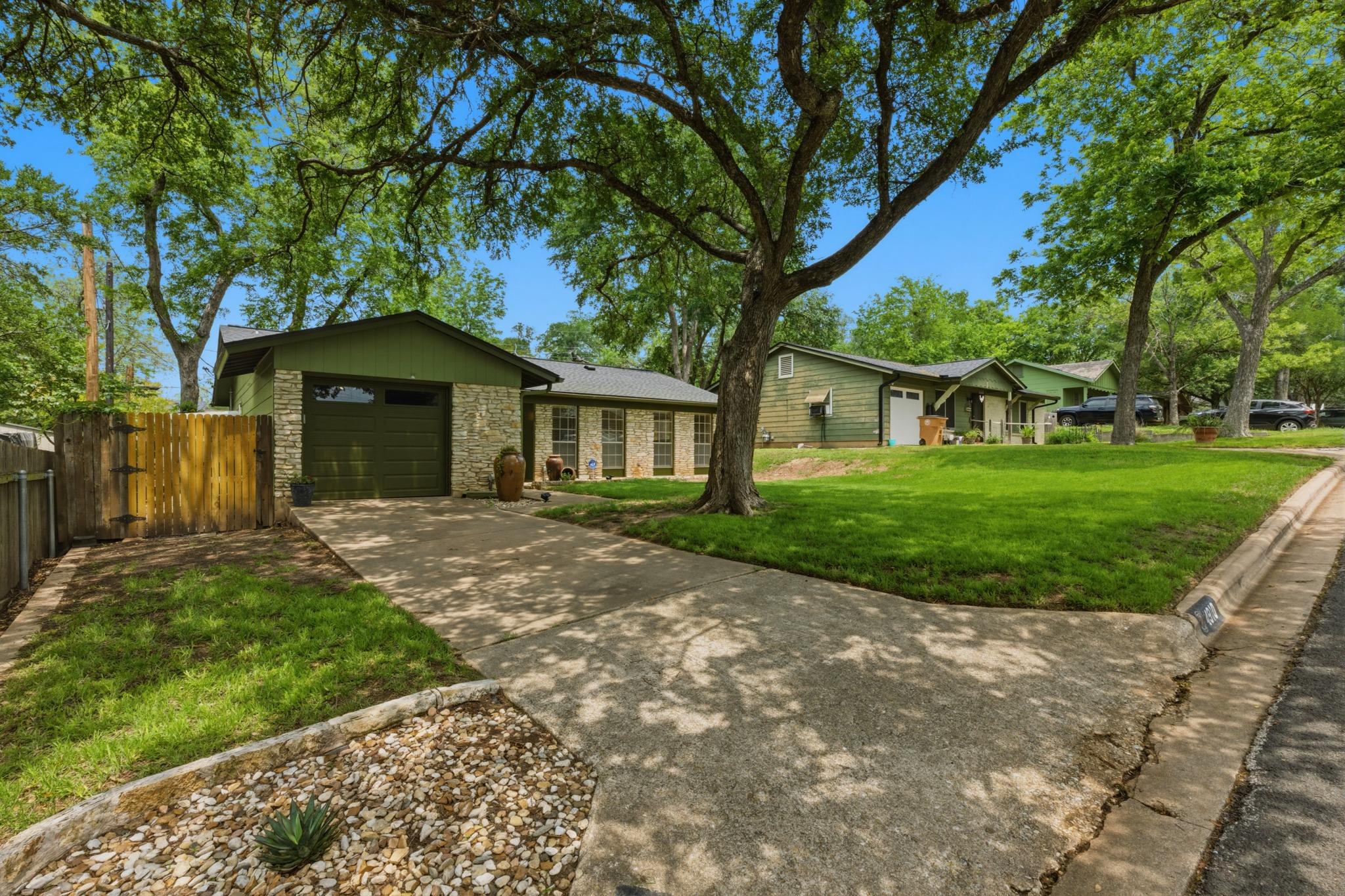 4910 Sylvandale Drive Austin TX 78745