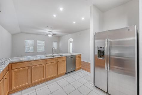 1007 Papaya Cove Hutto TX 78634