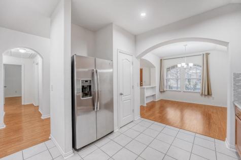 1007 Papaya Cove Hutto TX 78634