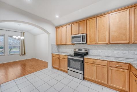 1007 Papaya Cove Hutto TX 78634