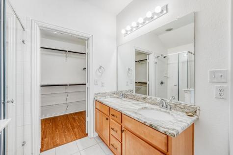 1007 Papaya Cove Hutto TX 78634