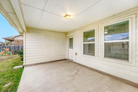 1007 Papaya Cove Hutto TX 78634