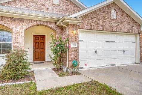 1007 Papaya Cove Hutto TX 78634