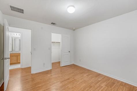 1007 Papaya Cove Hutto TX 78634