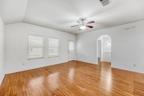 1007 Papaya Cove Hutto TX 78634