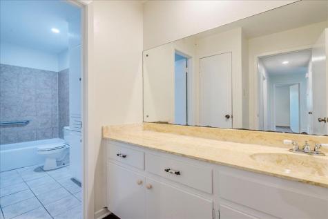 10007 Rocking Horse Road Austin TX 78748