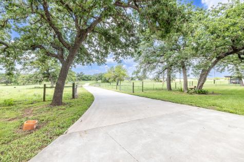 6589 State Highway 304 Harwood TX 78632