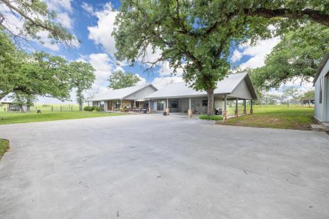 6589 State Highway 304 Harwood TX 78632