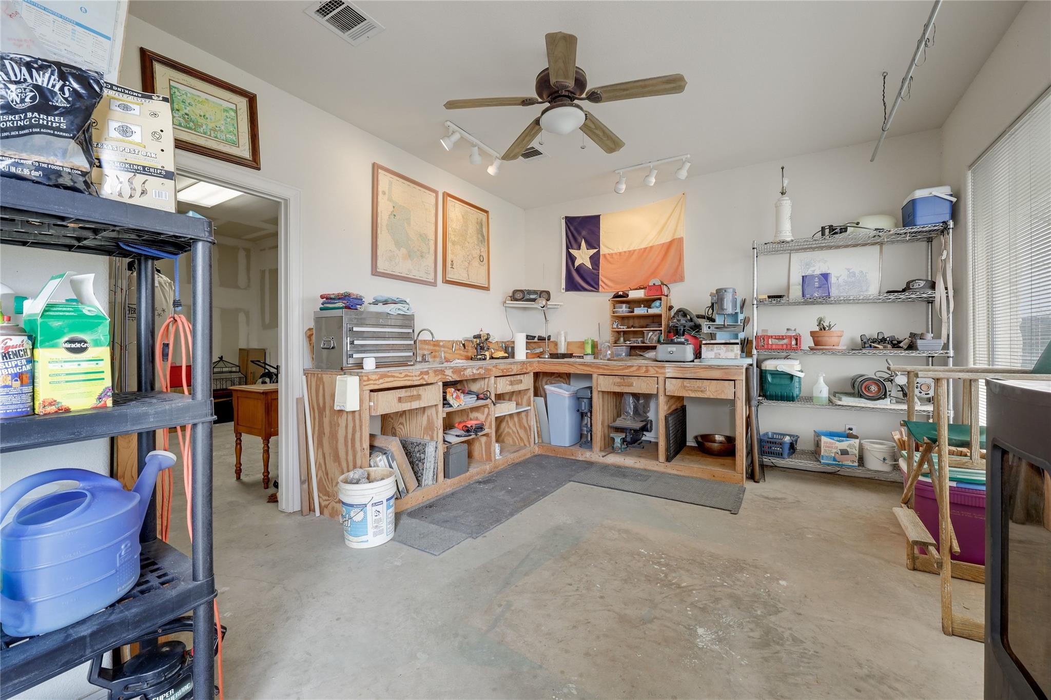 20711 Henry Avenue Lago Vista TX 78645