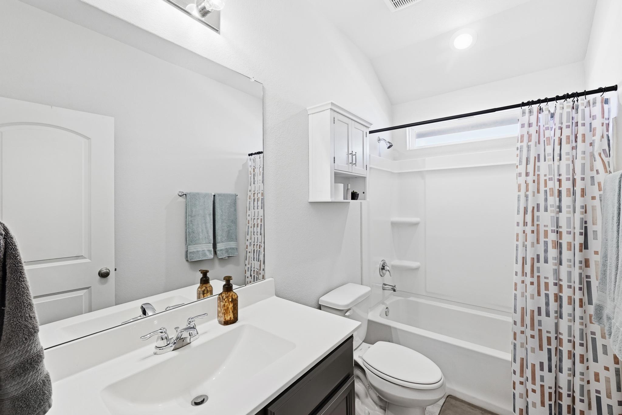 2033 Winston Way Leander TX 78641