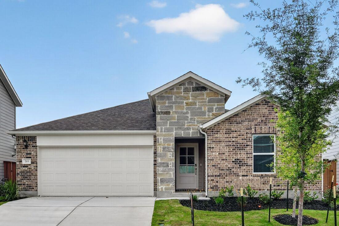 203 Makinaw Road Hutto TX 78634