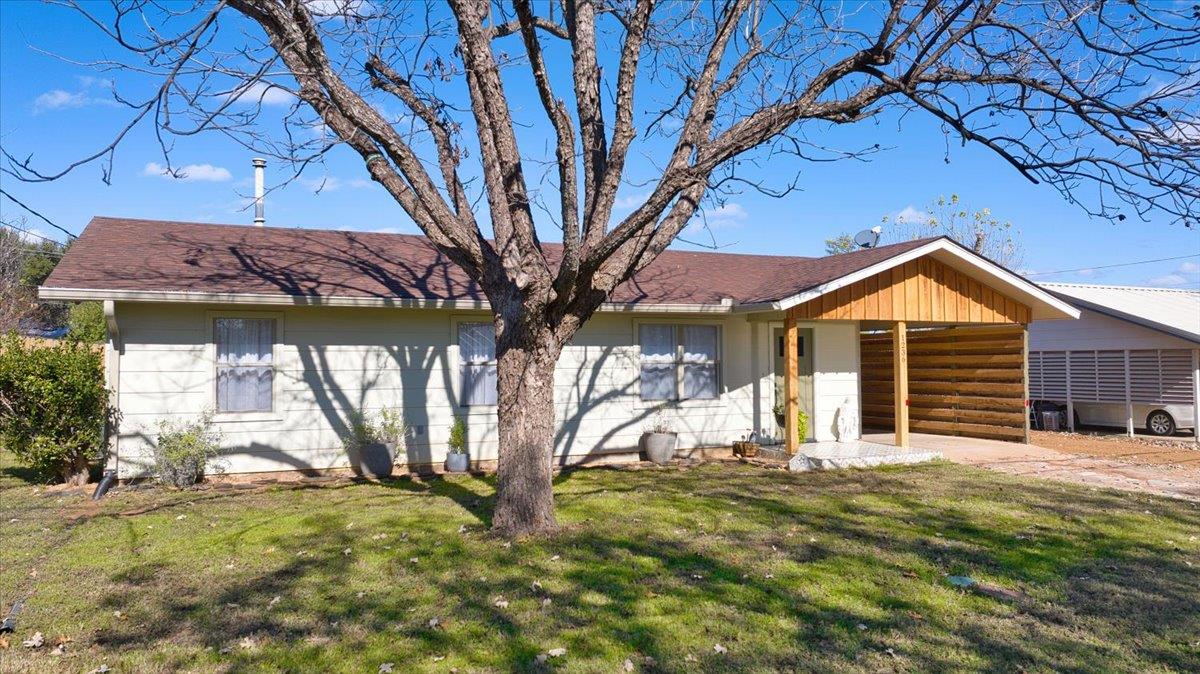 1236 Martin Street Mason TX 76856